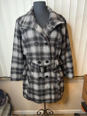 Time and a Half Women's Black & White Plaid Double-Breasted Belted Coat Sz 1X